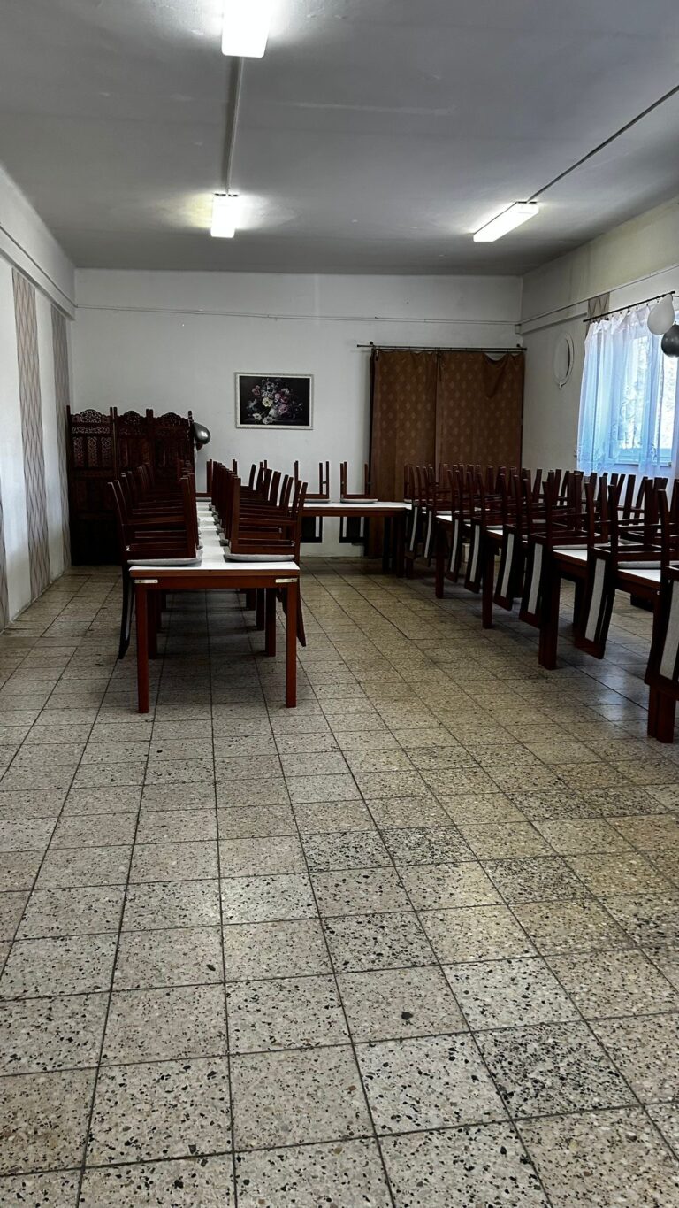 eeafe4e4-75a2-4ec6-a9cc-f4a7a3ed6af5